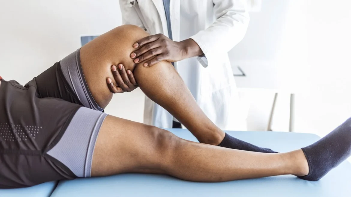 knee-pain-symptoms-and-possible-causes-1440×810 Effective and best knee pain treatment Options: Tips for Knee Pain Relief & Improved Mobility