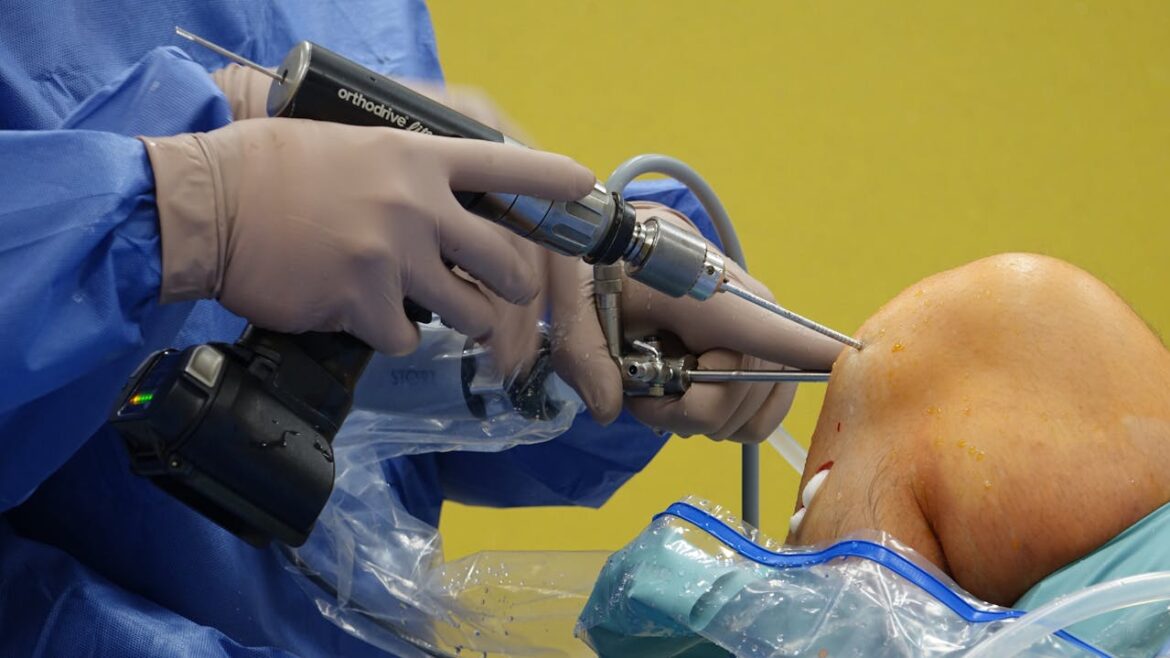 Robotic vs Traditional Knee Replacement: Which is Better?