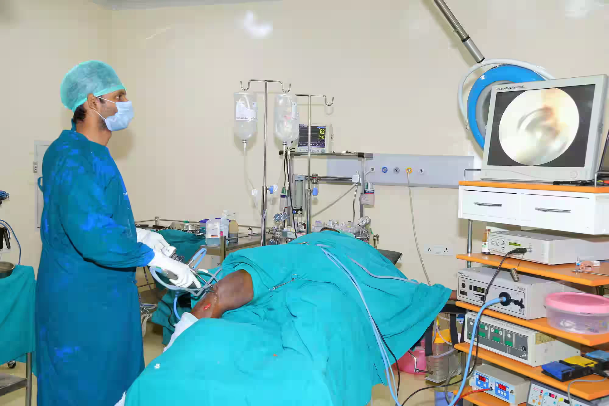 Guntur arthroscopy
                                                                        Centre